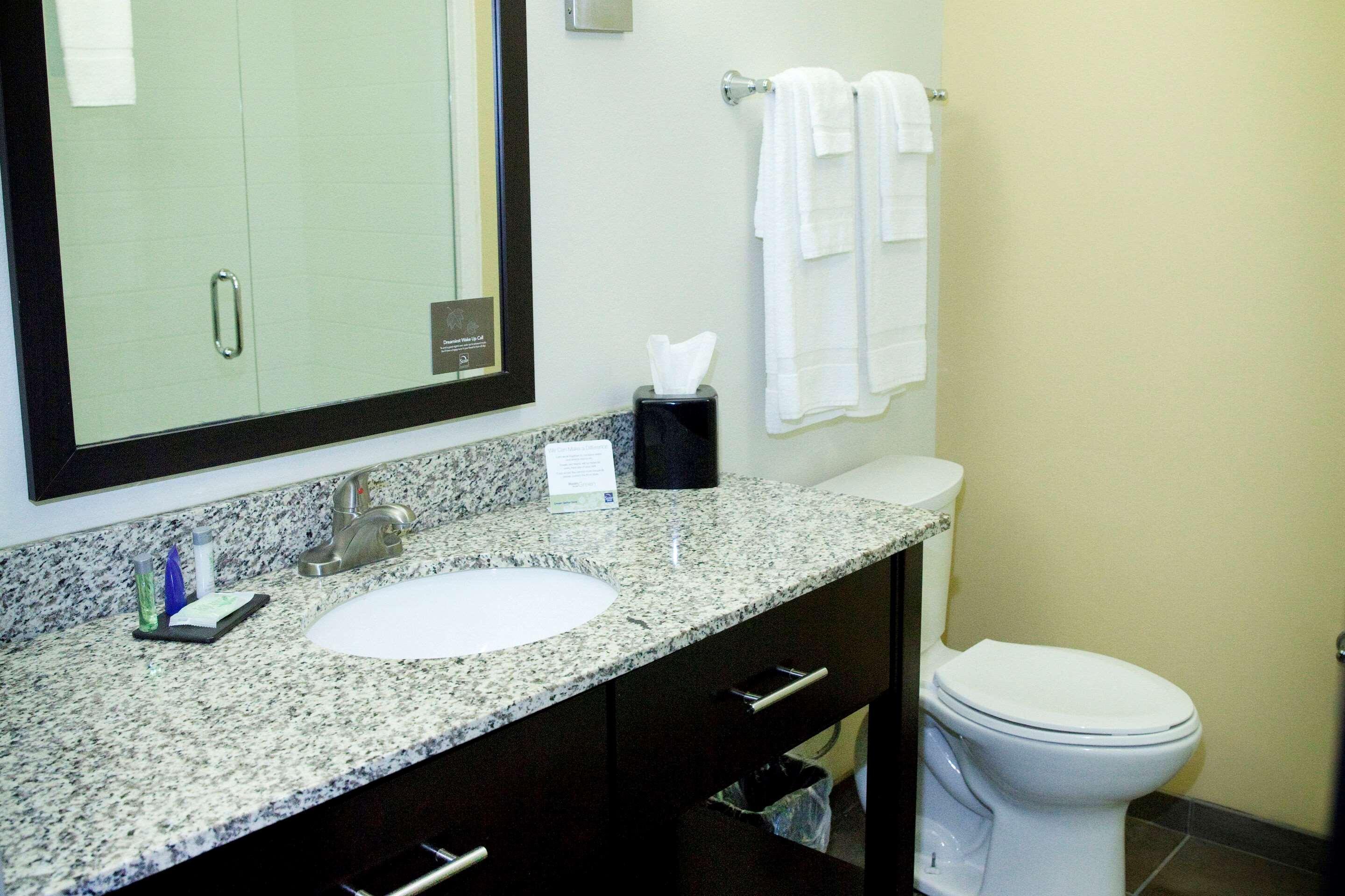 Sleep Inn & Suites Moundsville - Wheeling Экстерьер фото