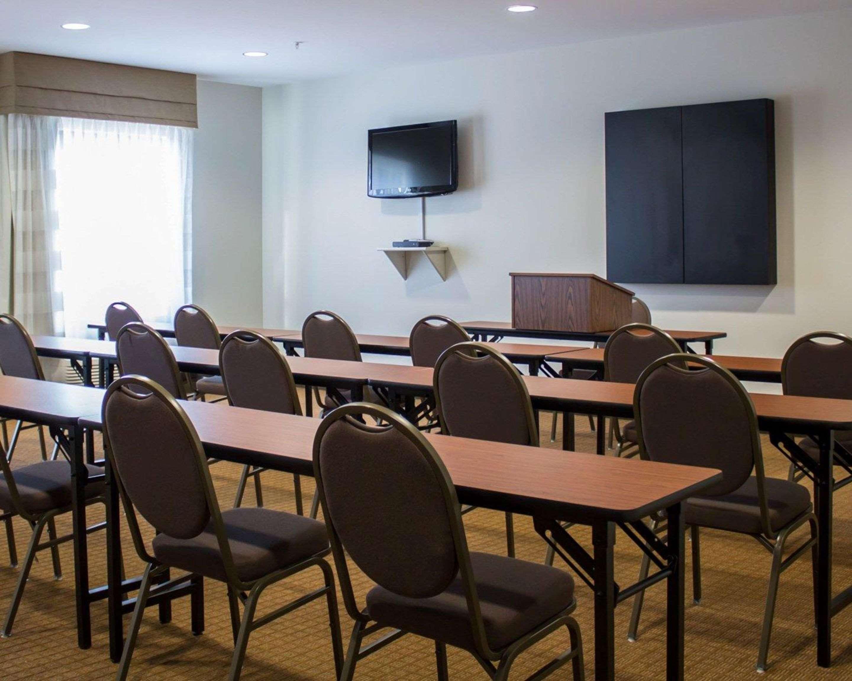 Sleep Inn & Suites Moundsville - Wheeling Экстерьер фото