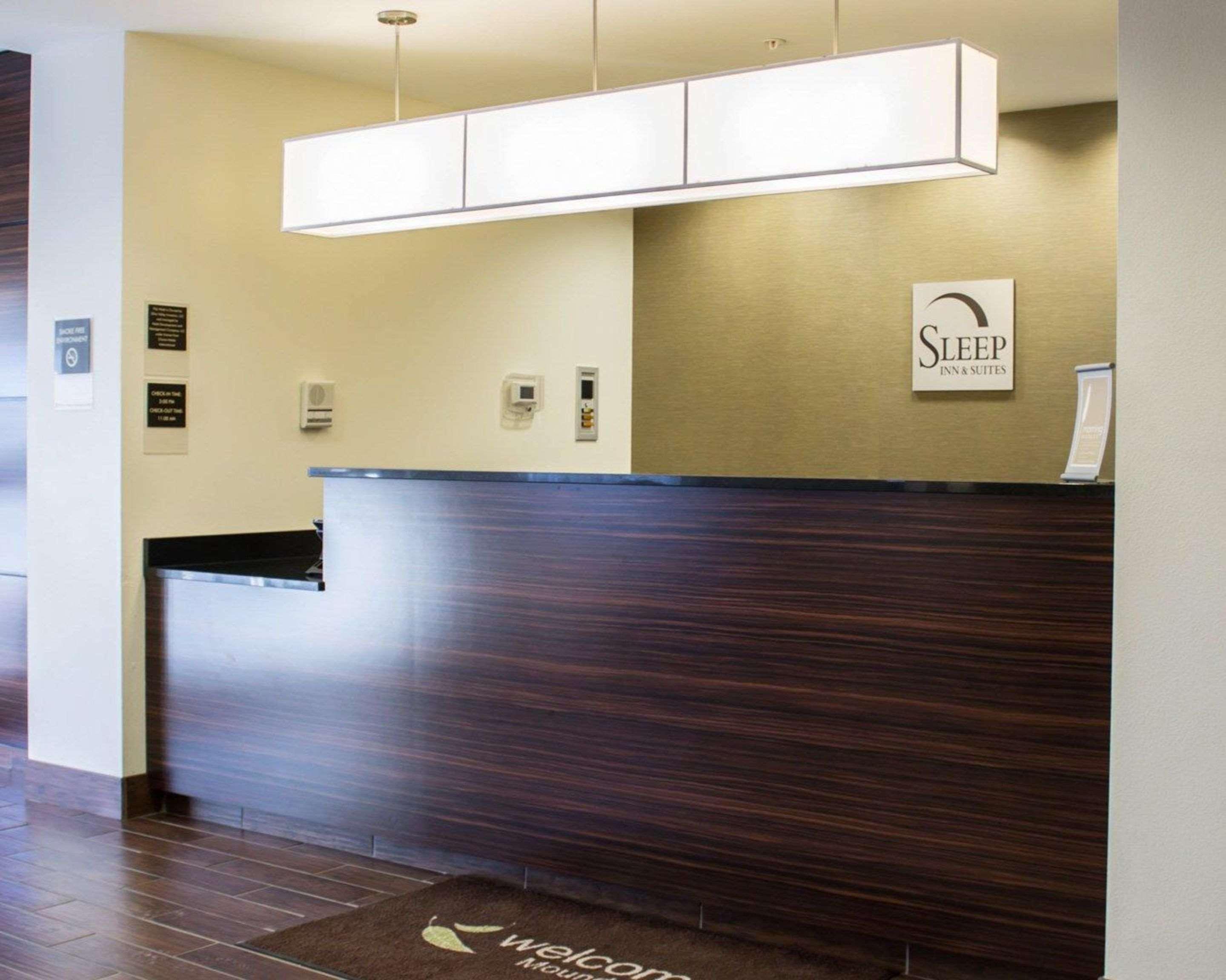 Sleep Inn & Suites Moundsville - Wheeling Экстерьер фото